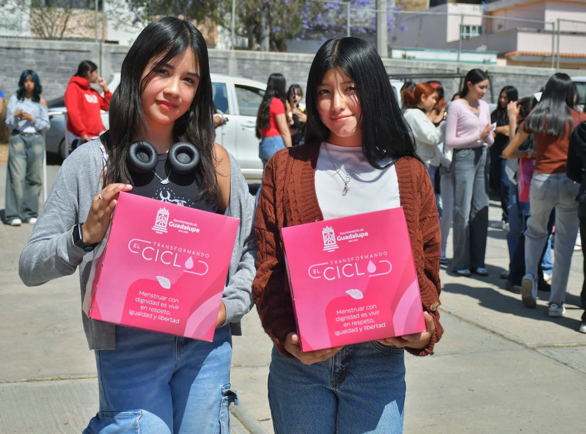 BENEFICIA GOBIERNO DE PEPE SALDÍVAR A 300 ALUMNAS DE LA UAZ CON PROGRAMA “TRANSFORMANDO EL CICLO”.