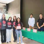 RECIBEN ESTUDIANTES DE SECUNDARIA Y PREPARATORIA KITS PARA EL TORNEO ZIGZAG DE ROBÓTICA FEMENIL.