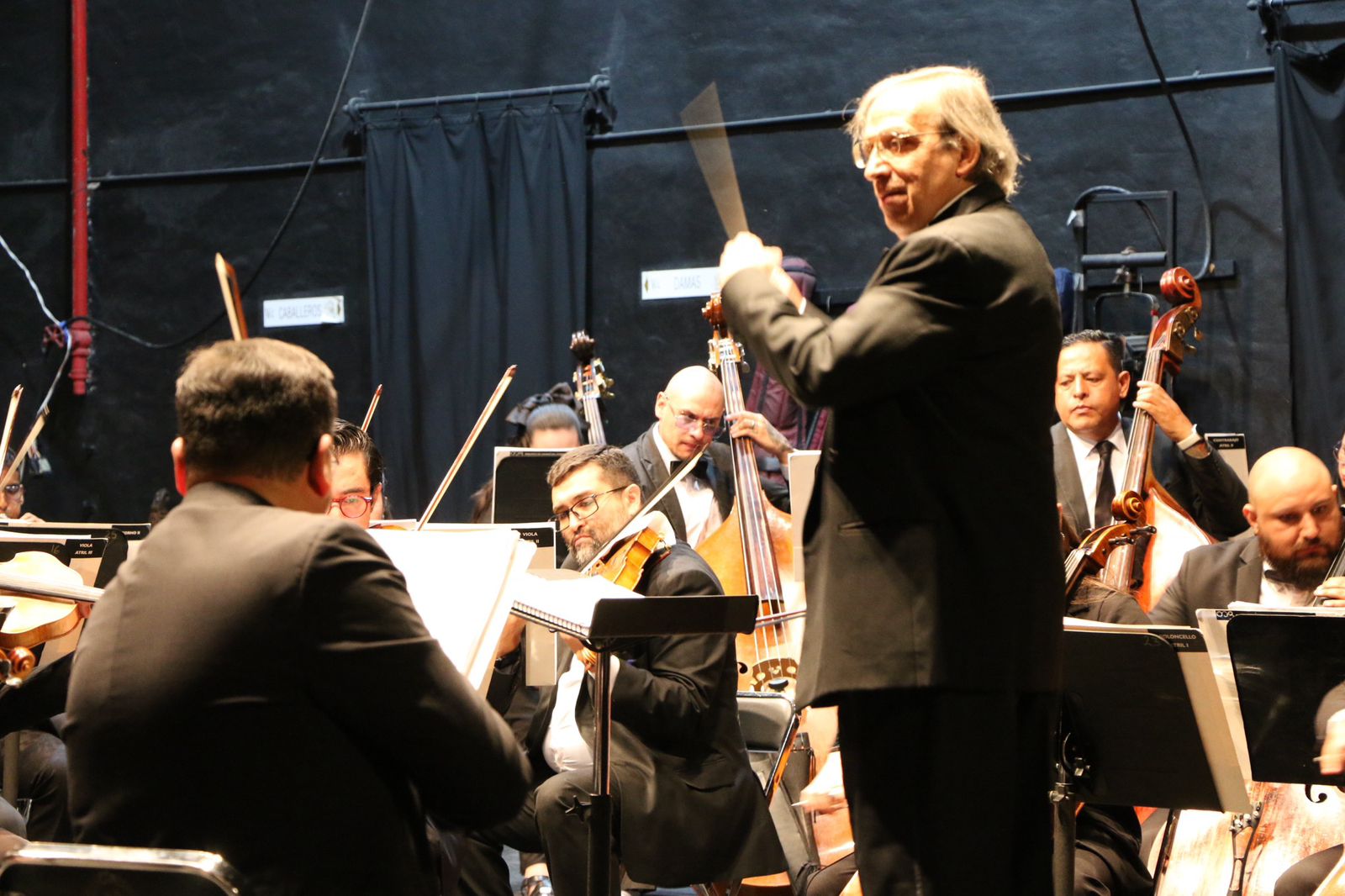 OFRECE OCEZ TRAVESÍA SONORA ENTRE CONTINENTES Y MEMORIA, EN SU PRIMER CONCIERTO DE TEMPORADA.