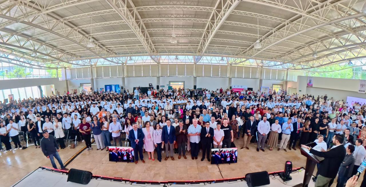 FORTALECE ZACATECAS ECOSISTEMA EMPRENDEDOR CON CONVERSATORIO DE MARCUS DANTUS EN CREO MX