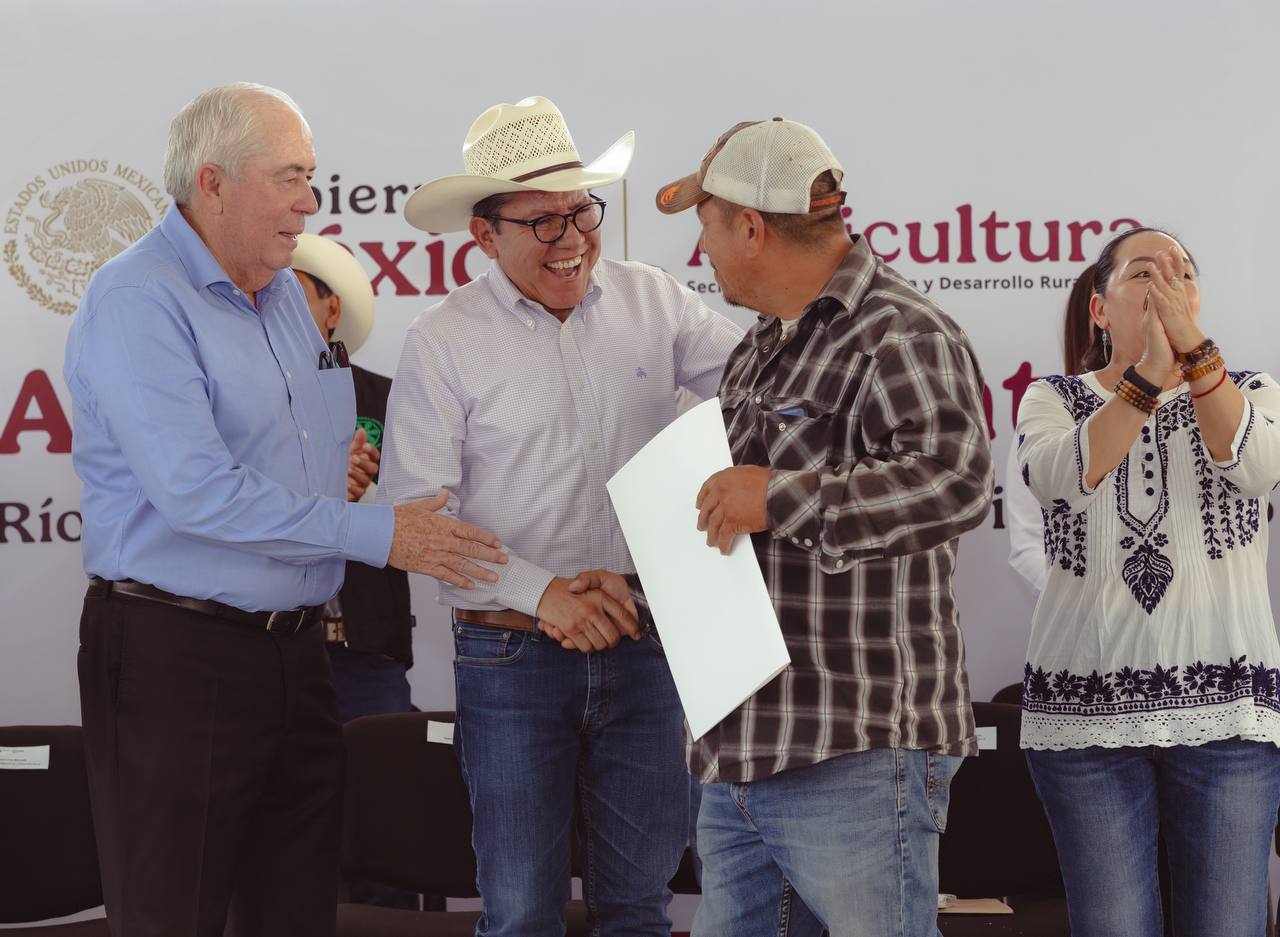 ARRANCA GOBERNADOR DAVID MONREAL CICLO DE PRODUCCIÓN PRIMAVERA – VERANO 2026 CON ENTREGA DE APOYOS AL CAMPO