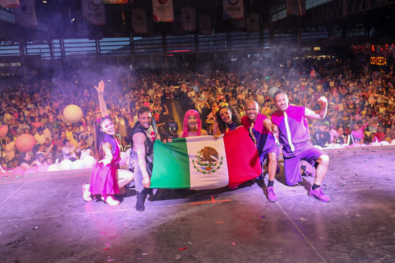 UN ESTALLIDO DE ALEGRÍA, MÚSICA Y FANTASÍA EN LA CELEBRACIÓN DE LAS NIÑAS Y LOS NIÑOS; LULI PAMPÍN HIZO VIBRAR A MILES DE FAMILIAS.<br>