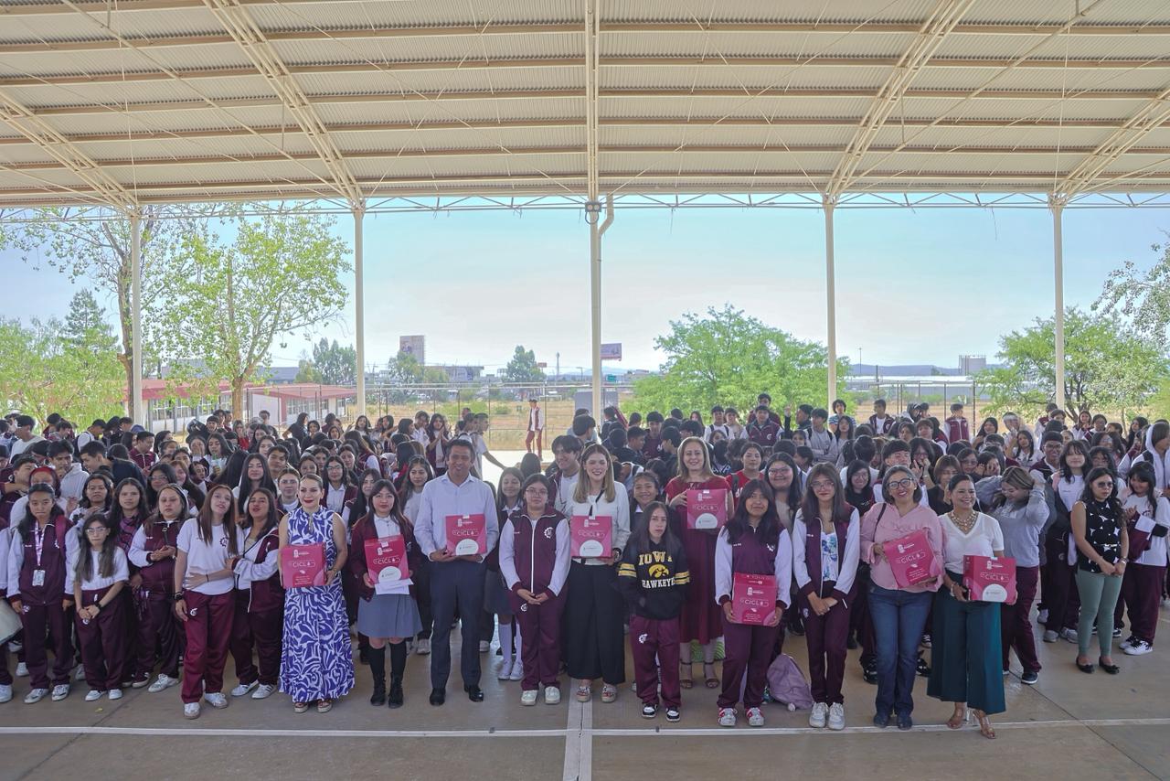 GOBIERNO DE PEPE SALDÍVAR IMPULSA EL BIENESTAR PARA ALUMNAS DEL CETIS 113.