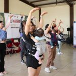 BAILE PORTEO, VÍNCULO AFECTIVO ENTRE MADRES, PADRES Y SUS BEBÉS.
