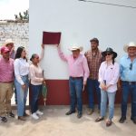 ENTREGA GOBERNADOR DAVID MONREAL CUARTOS PARA BAÑO Y DORMITORIO A FAMILIAS DE MEZQUITE, EN FRESNILLO.<br>