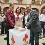 INVITAN PEPE SALDÍVAR Y PAULINA HERNÁNDEZ A DONAR PARA LA CRUZ ROJA.