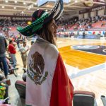 EN UNA NOCHE HISTÓRICA PARA EL DEPORTE NACIONAL, LA MEJOR AFICIÓN DEL PAÍS HIZO VIBRAR EL JUEGO MÉXICO-ESTADOS UNIDOS.