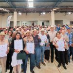 ENTREGA GOBIERNOS DE DAVID MONREAL Y PEPE SALDÍVAR SEMILLA A 150 PRODUCTORES DE COMUNIDADES.