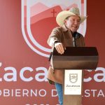INAUGURA GOBERNADOR DAVID MONREAL TRAMO CARRETERO Y SISTEMA DE AGUA POTABLE EN COMUNIDAD SAN ISIDRO, EN GENARO CODINA.