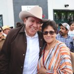 ENTREGA GOBERNADOR DAVID MONREAL CALLES PAVIMENTACIÓN EN CHAPARROSA, VILLA DE COS.