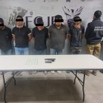 DETIENEN FUERZAS DE SEGURIDAD A CINCO PROBABLES GENERADORES DE VIOLENCIA; ASEGURAN ARMA DE FUEGO Y DROGA.