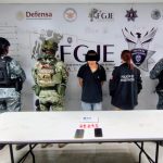 DETIENEN FUERZAS DE SEGURIDAD A UN HOMBRE POR PROBABLE NARCOMENUDEO, EN NOCHISTLÁN.
